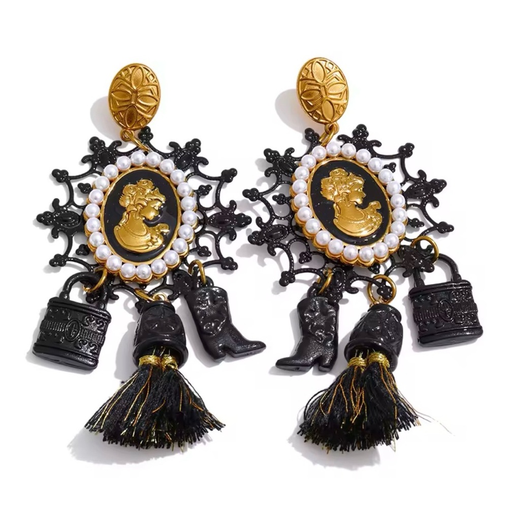 Sara Sotti Vintage-Inspired Black and Gold Cameo Earrings